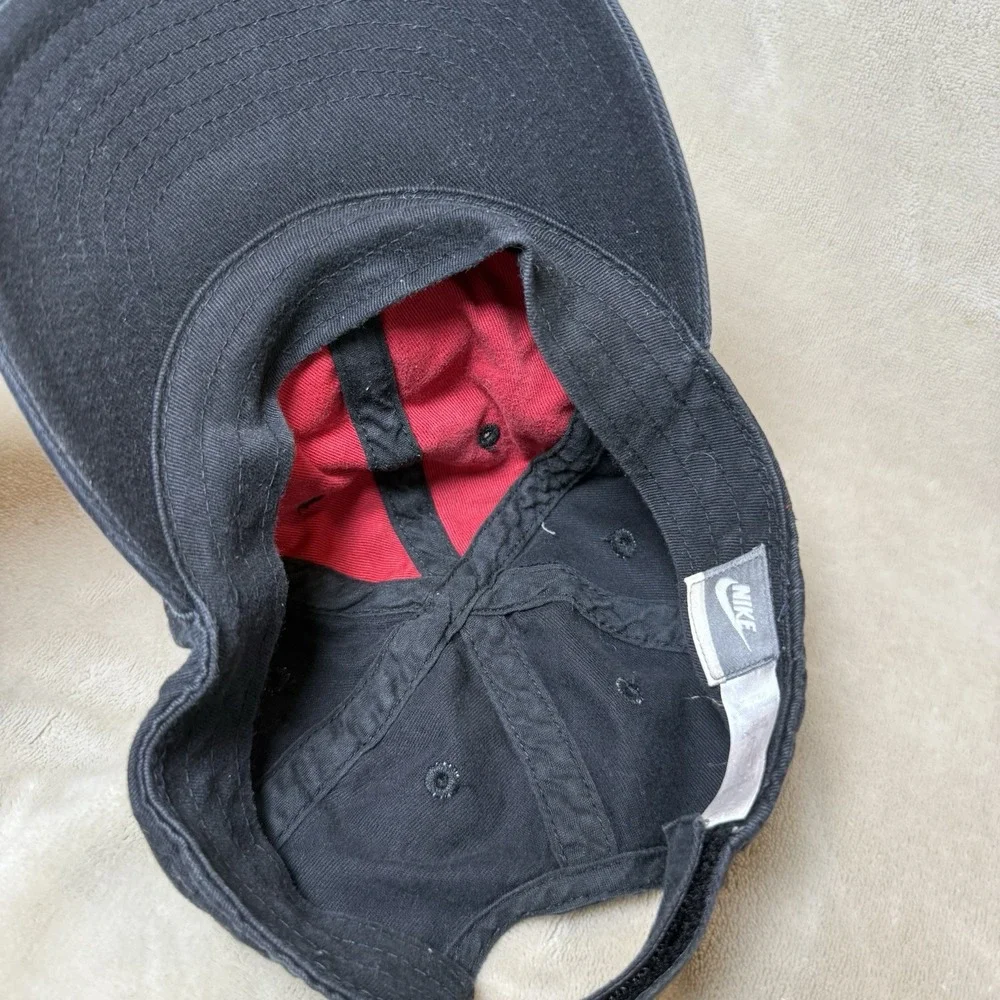Vintage Nike Football Swoosh Logo Little Boys 0-24 Mo Snapback Hat Black &‎ Red